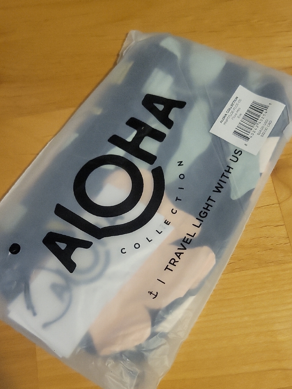 ALOHA Collection Mini Flora Eve Pouch - Light Blue & White - Picture 5 of 5